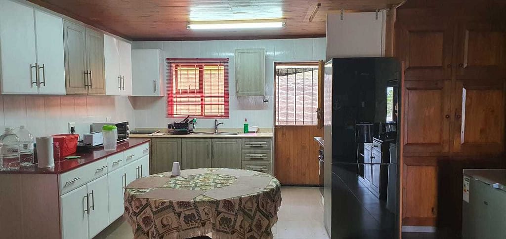 HO kitchen