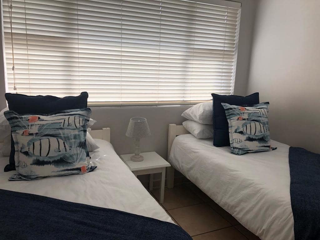 umzimkulu bedroom 2 - b