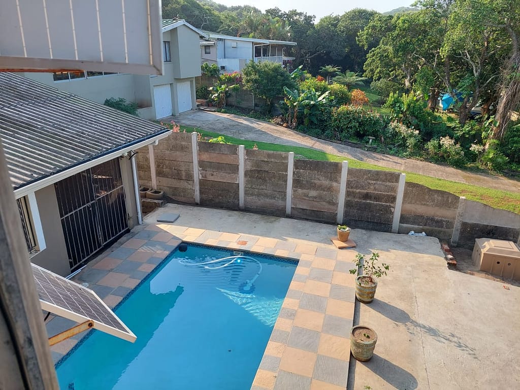HO swimming pool 2