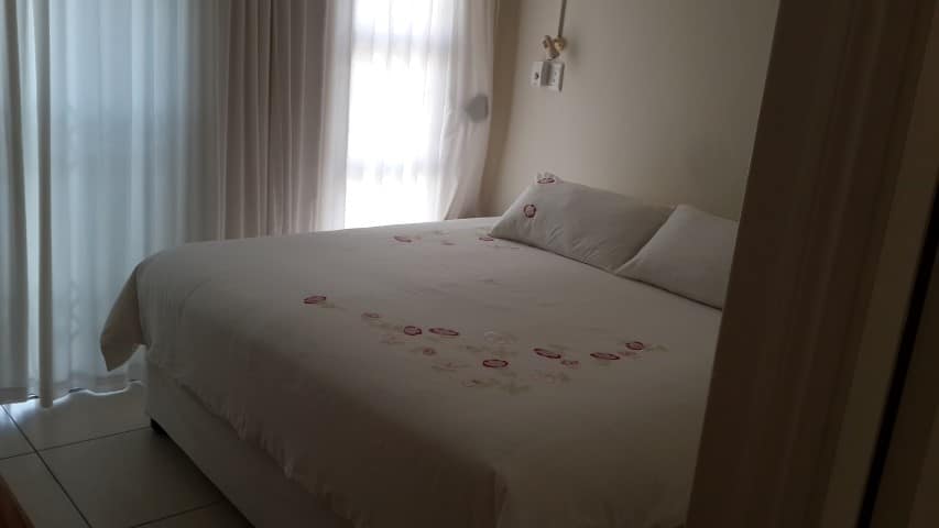 SBS-35 Main bedroom