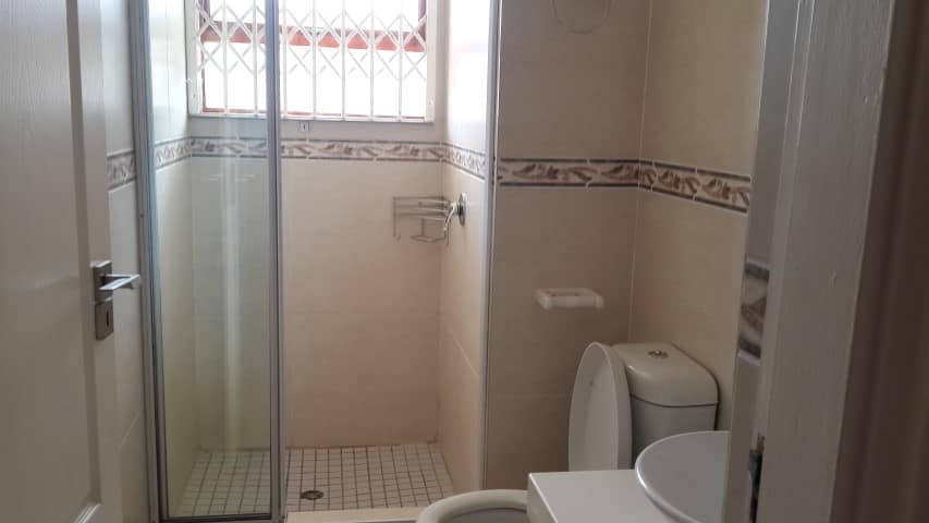 SBS-35-shower