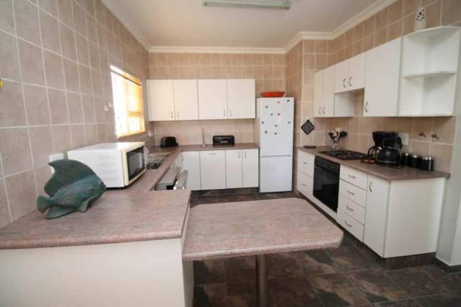 19T-kitchen
