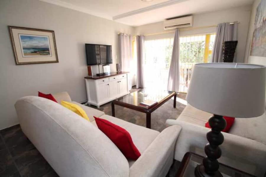 19T-lounge-b